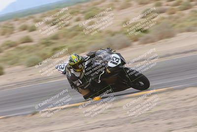 media/Sep-10-2023-SoCal Trackdays (Sun) [[6b4faecef6]]/Turn 4 Inside (925am)/